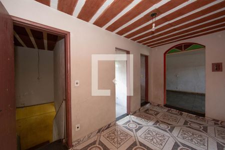 CIRCULACAO de casa para alugar com 3 quartos, 68m² em Dom Bosco, Belo Horizonte