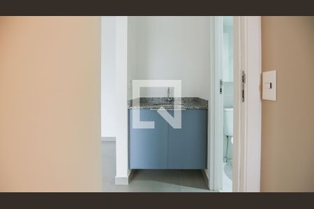 Banheiro de apartamento para alugar com 1 quarto, 46m² em Vila Sonia, São Paulo