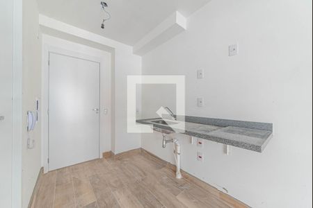 Cozinha de kitnet/studio à venda com 1 quarto, 24m² em Vila Cordeiro, São Paulo