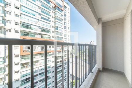 Varanda de kitnet/studio à venda com 1 quarto, 24m² em Vila Cordeiro, São Paulo