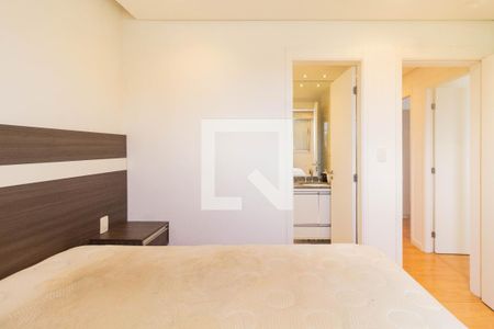 Suíte de apartamento para alugar com 3 quartos, 74m² em Água Branca, São Paulo