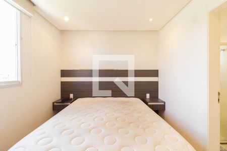 Suíte de apartamento para alugar com 3 quartos, 74m² em Água Branca, São Paulo