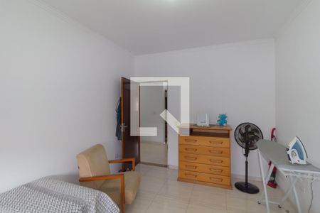 Quarto 1 de casa para alugar com 5 quartos, 180m² em Vila Santa Clara, São Paulo