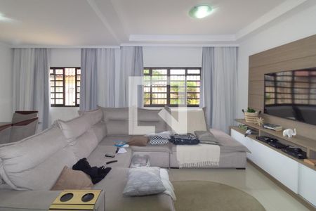 Sala de casa para alugar com 5 quartos, 180m² em Vila Santa Clara, São Paulo