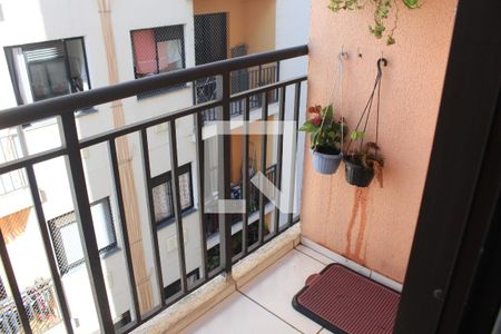 Varanda de apartamento para alugar com 2 quartos, 42m² em Roselândia, Cotia