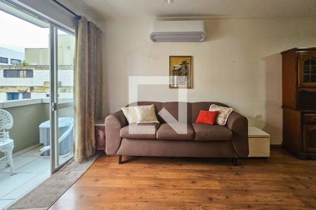 Sala de apartamento para alugar com 2 quartos, 76m² em Jardim Tres Marias, Guarujá