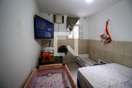 Quarto 2 de casa à venda com 4 quartos, 75m² em Penha, Rio de Janeiro