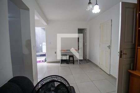 Sala de casa à venda com 4 quartos, 75m² em Penha, Rio de Janeiro