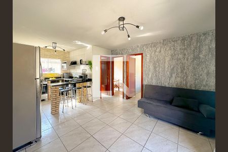 Sala  de apartamento para alugar com 2 quartos, 55m² em Ingleses do Rio Vermelho, Florianópolis