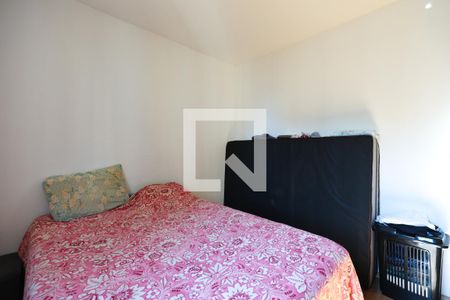 Quarto 1 de apartamento à venda com 2 quartos, 70m² em Jardim Maria Rosa, Taboão da Serra