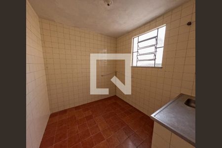 Cozinha de casa para alugar com 1 quarto, 65m² em Bonsucesso, Rio de Janeiro