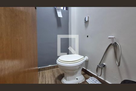 Casa à venda com 3 quartos, 150m² em Jardim Las Vegas, Santo André