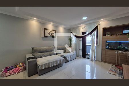 Casa à venda com 3 quartos, 150m² em Jardim Las Vegas, Santo André