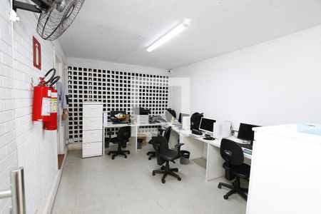 Sala 1 de casa à venda com 6 quartos, 280m² em Gutierrez, Belo Horizonte