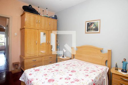 Quarto de apartamento à venda com 1 quarto, 45m² em Azenha, Porto Alegre