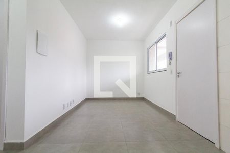 Sala, Cozinha e área de serviço de apartamento para alugar com 1 quarto, 37m² em Vila Matilde, São Paulo