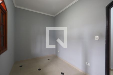 Quarto 2 de casa para alugar com 2 quartos, 55m² em Jardim Machado, São Paulo