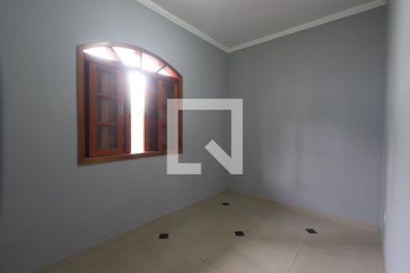 Quarto 2 de casa para alugar com 2 quartos, 55m² em Jardim Machado, São Paulo