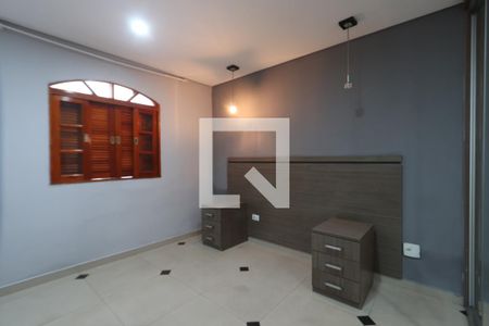 Quarto 1 de casa para alugar com 2 quartos, 55m² em Jardim Machado, São Paulo