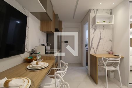Sala/Cozinha de kitnet/studio para alugar com 1 quarto, 27m² em Indianópolis, São Paulo