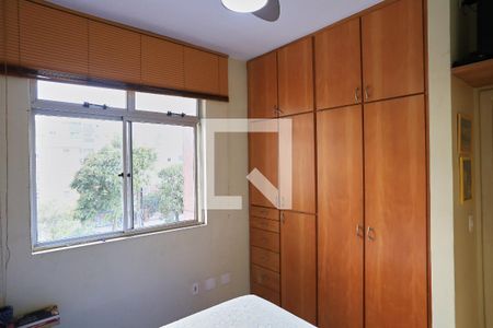 Suíte de apartamento à venda com 3 quartos, 100m² em Sagrada Família, Belo Horizonte