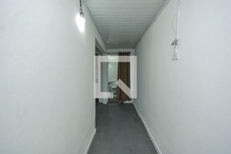 Corredor de casa para alugar com 1 quarto, 40m² em Socorro, São Paulo