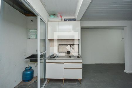 Sala/Cozinha de casa para alugar com 1 quarto, 40m² em Socorro, São Paulo