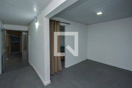 Sala/Cozinha de casa para alugar com 1 quarto, 40m² em Socorro, São Paulo