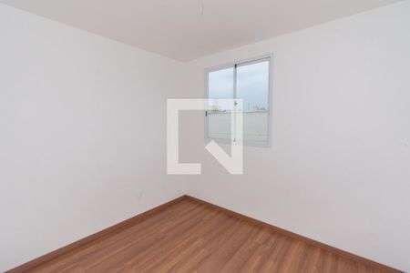 Quarto 1 de apartamento para alugar com 2 quartos, 44m² em Tijuca, Contagem