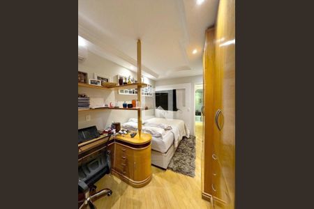 Apartamento para alugar com 4 quartos, 323m² em Vila Sonia, São Paulo