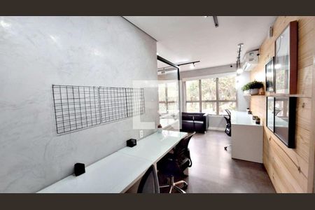 Kitnet/Studio para alugar com 1 quarto, 70m² em Panamby, São Paulo