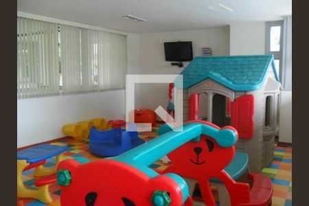 Apartamento para alugar com 3 quartos, 74m² em Vila Sofia, São Paulo