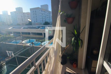 Sacada da Sala de apartamento à venda com 3 quartos, 69m² em Tristeza, Porto Alegre