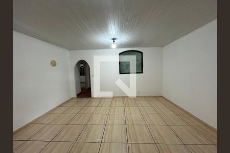 Sala de casa para alugar com 3 quartos, 170m² em Turiaçú, Rio de Janeiro