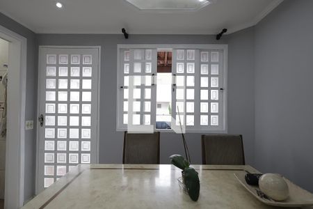 Sala de casa de condomínio à venda com 2 quartos, 84m² em Vila Metalúrgica, Santo André