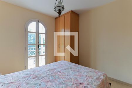 Suíte de casa à venda com 3 quartos, 170m² em Vila Ester (zona Norte), São Paulo