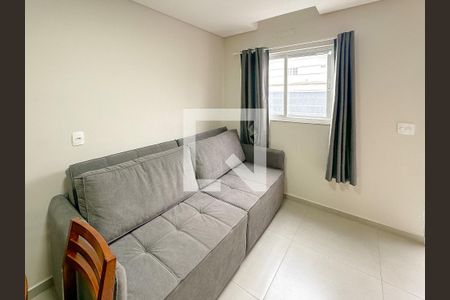 Sala de TV de apartamento para alugar com 2 quartos, 60m² em Cachoeira do Bom Jesus, Florianópolis