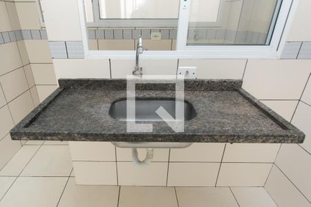 Sala / Cozinha / Pia de apartamento para alugar com 2 quartos, 38m² em Jardim Lideranca, São Paulo