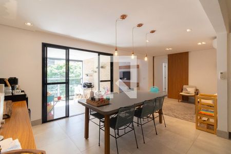 Sala de apartamento à venda com 3 quartos, 111m² em Cidade São Francisco, São Paulo