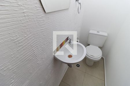 Lavabo de casa de condomínio à venda com 2 quartos, 75m² em Vila Brasilio Machado, São Paulo