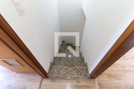 Escada de casa de condomínio à venda com 2 quartos, 75m² em Vila Brasilio Machado, São Paulo