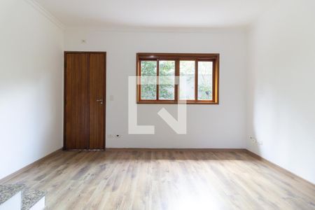 Sala de casa de condomínio à venda com 2 quartos, 75m² em Vila Brasilio Machado, São Paulo