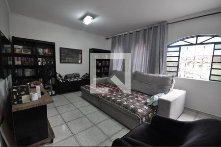 Sala 1 de casa à venda com 6 quartos, 250m² em Vila Medeiros, São Paulo