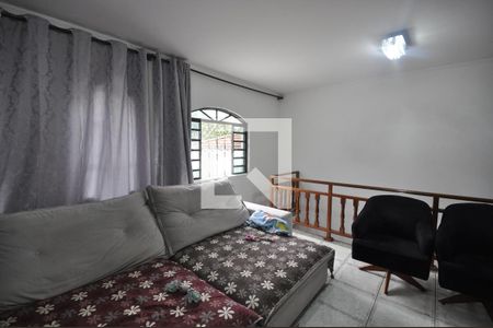 Sala 1 de casa à venda com 6 quartos, 250m² em Vila Medeiros, São Paulo