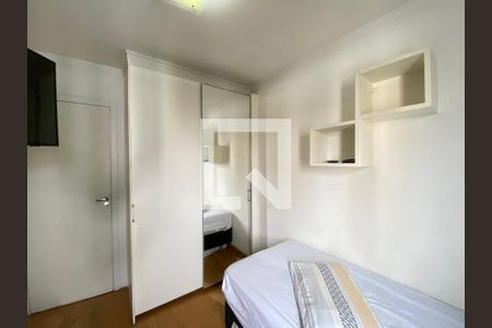 Quarto de apartamento para alugar com 2 quartos, 65m² em Parque Novo Mundo, São Paulo