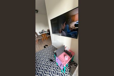 Sala de apartamento à venda com 2 quartos, 48m² em Del Castilho, Rio de Janeiro