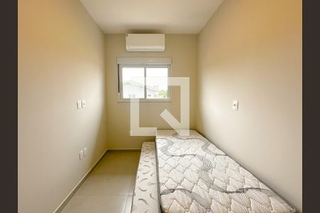 Quarto 1 de apartamento para alugar com 2 quartos, 60m² em Cachoeira do Bom Jesus, Florianópolis
