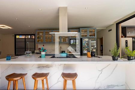 Casa de Condomínio à venda com 6 quartos, 576m² em Vila Hollândia, Campinas