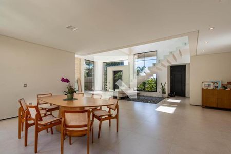 Casa de Condomínio à venda com 6 quartos, 576m² em Vila Hollândia, Campinas