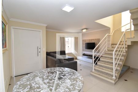 Sala de casa de condomínio para alugar com 3 quartos, 148m² em Barreirinha, Curitiba